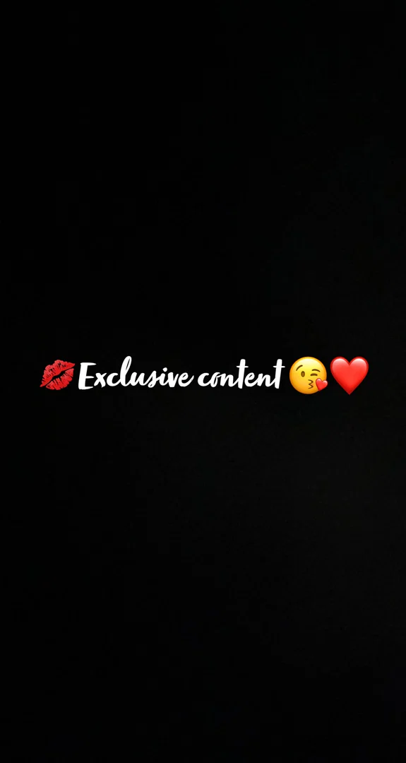 Mia ❤️ profile banner