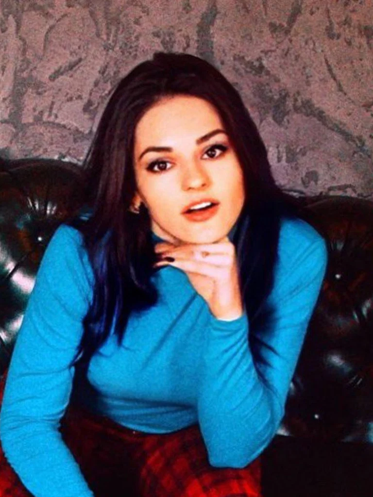 Yuliya's avatar