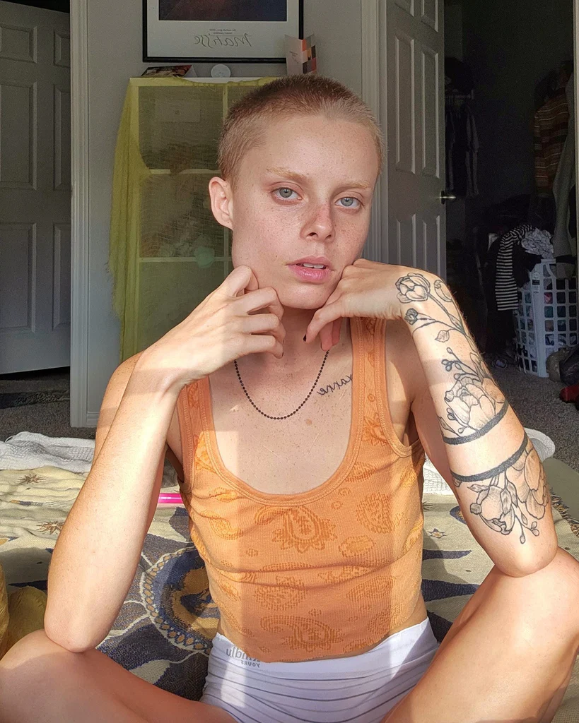 Ellie's avatar