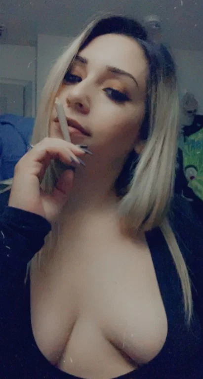 Vampire Cherry Bomb's avatar