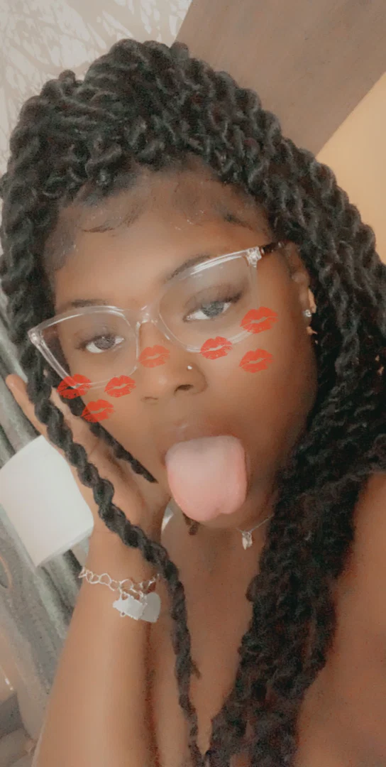 Sydney Harris profile banner