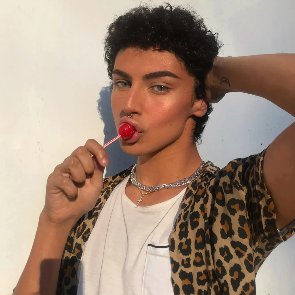 u11047117's avatar