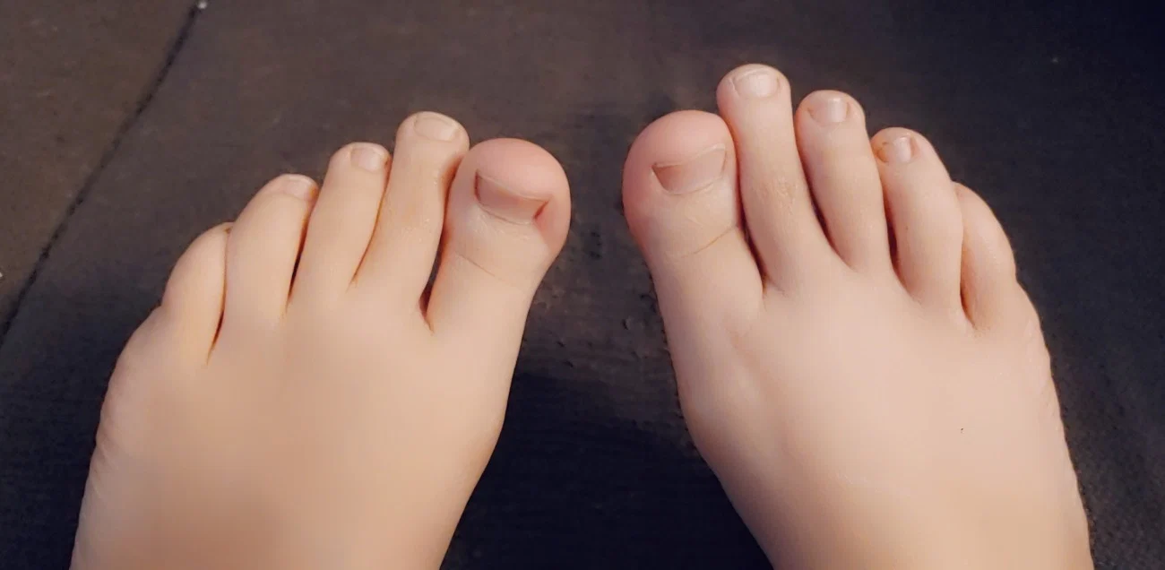 Diamond Feet profile banner