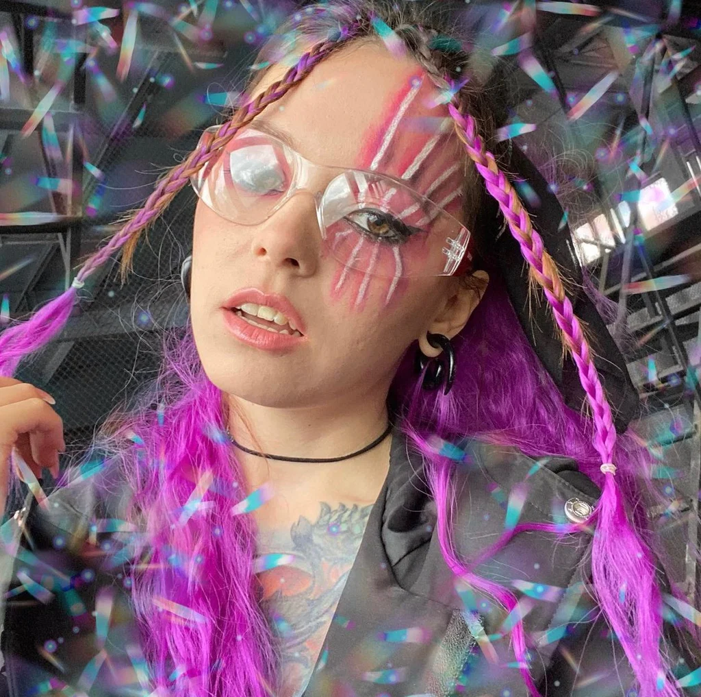 Emily Cream's avatar