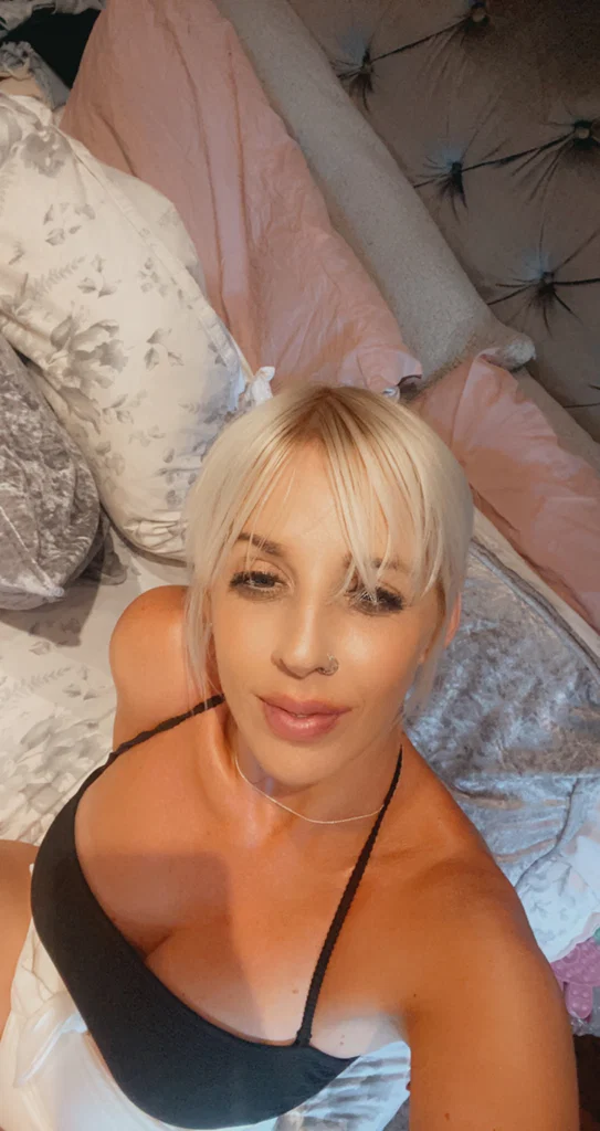 Helen's avatar