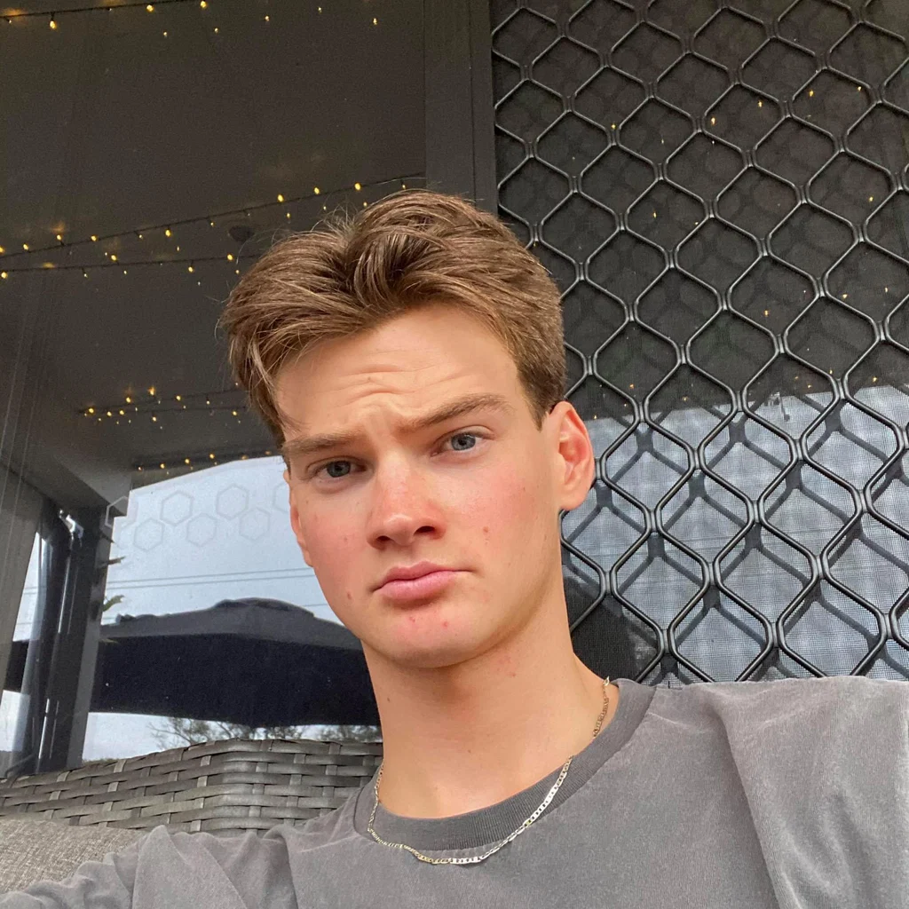 Josh's avatar