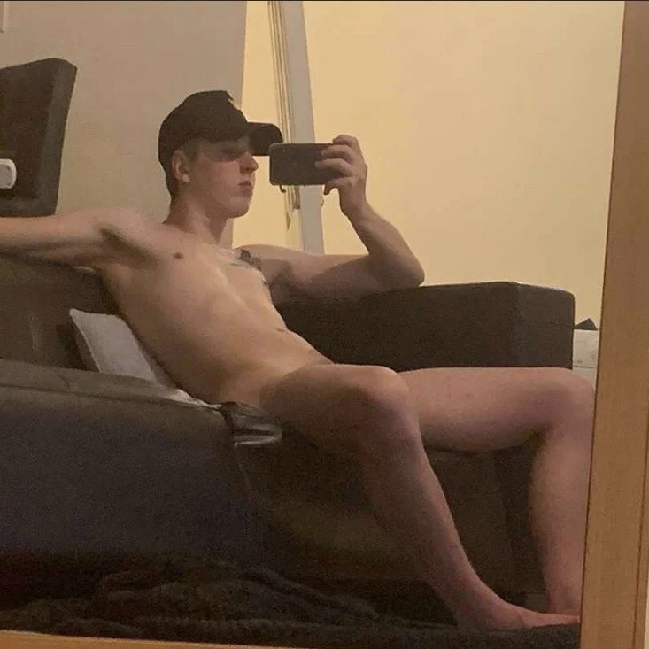Kabz Naughty's avatar