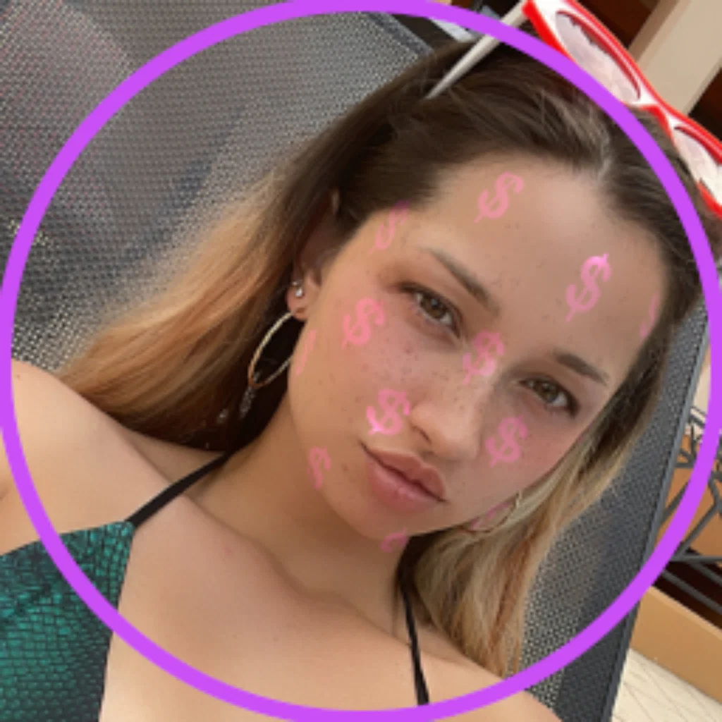 💜MEDIA GIRL💜😈's avatar