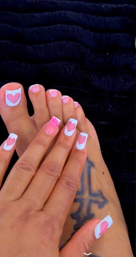 Foot of thee Queen profile banner