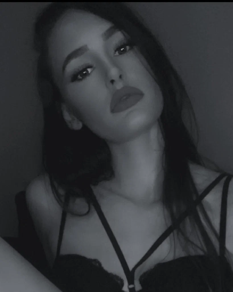 Emilie M's avatar