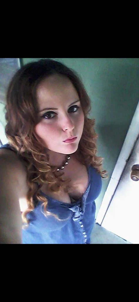Lizzy's avatar