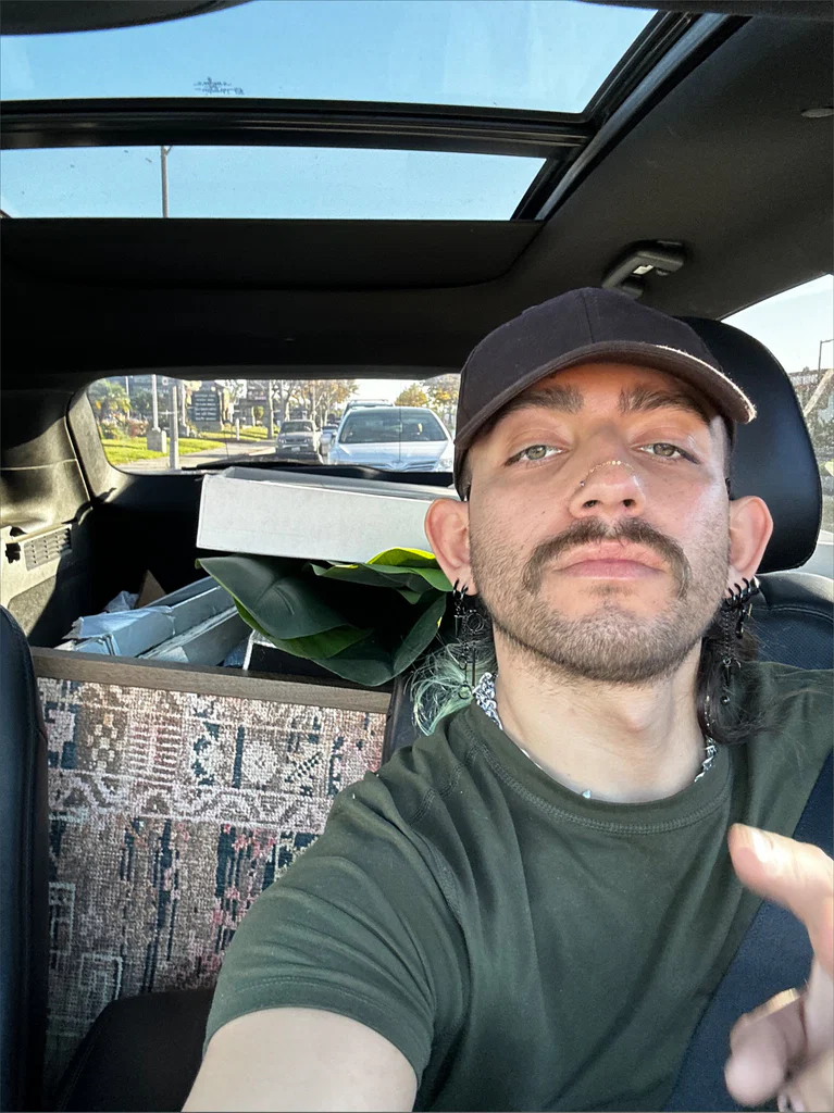 Alex 🧡's avatar