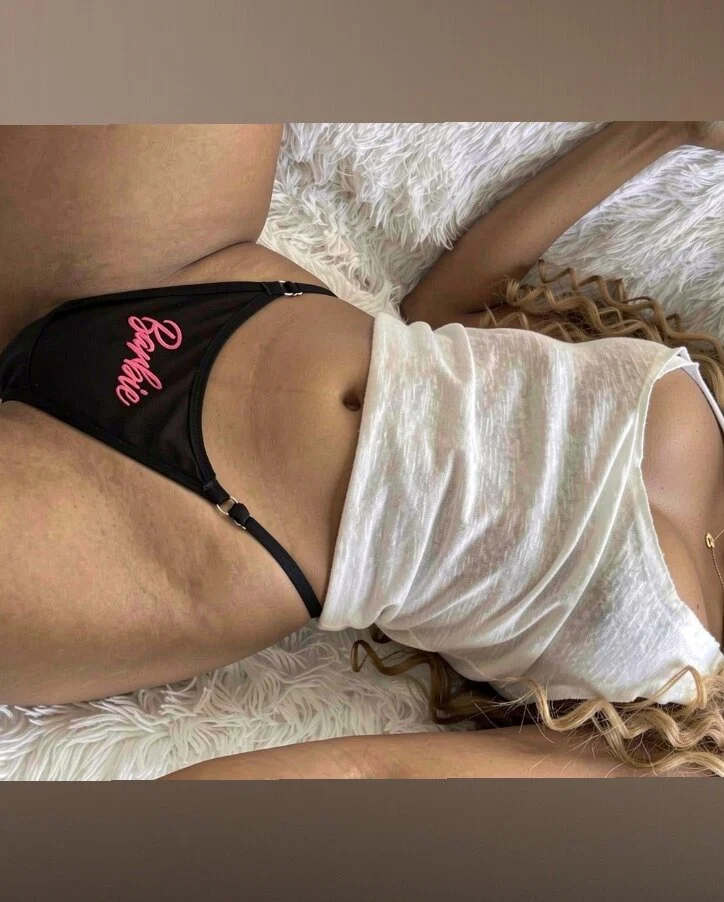 Brazilian Barbie ✨ profile banner