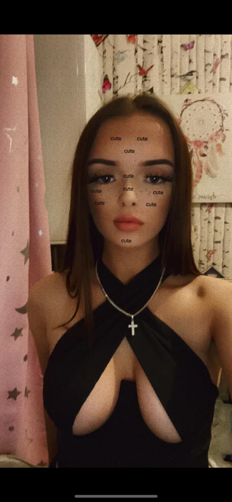 Caseyleigh🍒's avatar