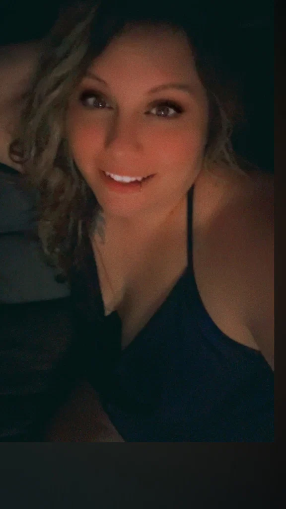 MrsShowerScene's avatar