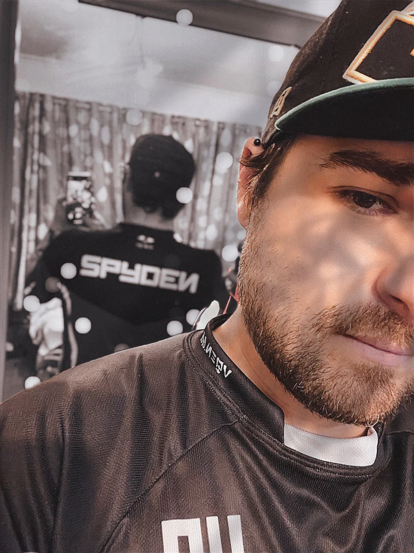 spyden profile banner