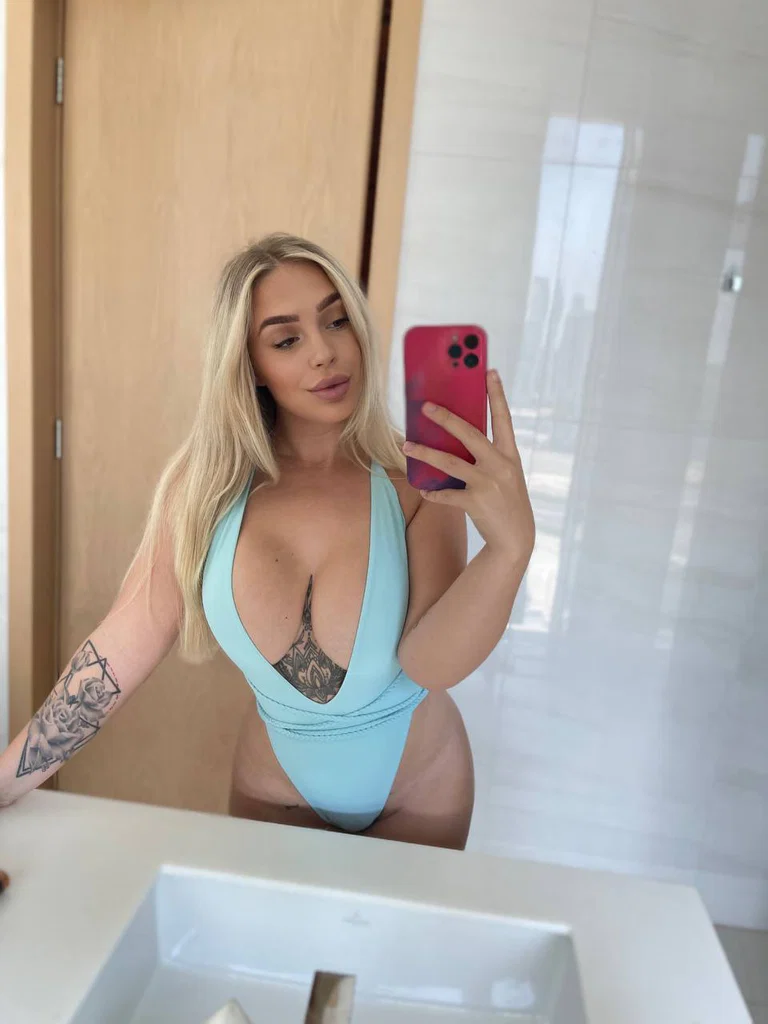 Becca Marie 😍's avatar