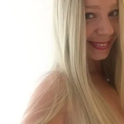 HarleySummers's avatar