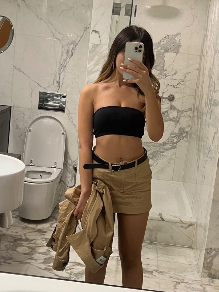 MİA 🍼's avatar