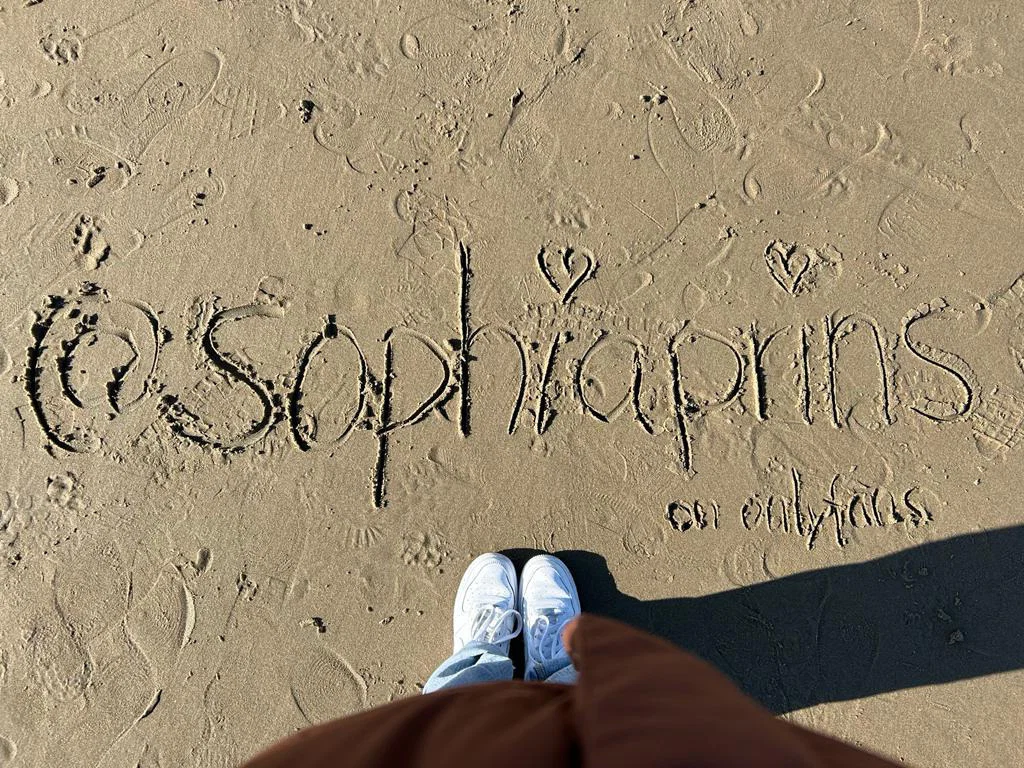 Sophia Prins profile banner