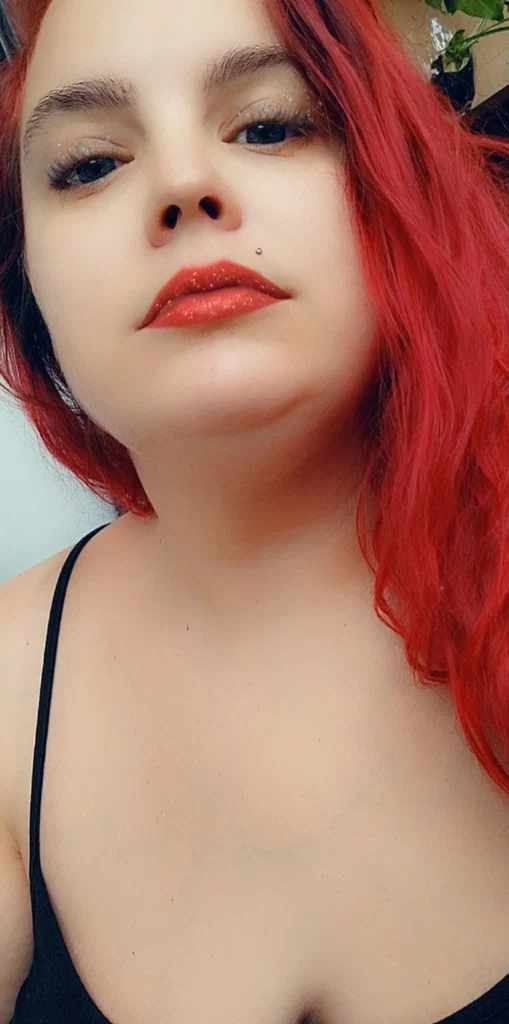 Miss Kat's avatar