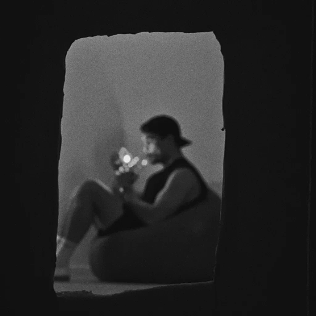 Naz Nikora's avatar