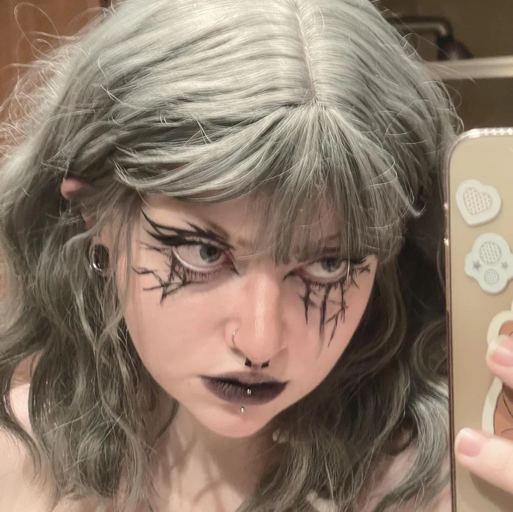 maybegoth's avatar
