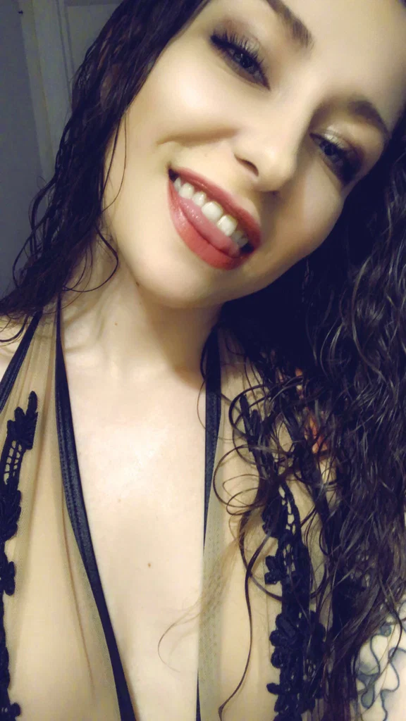 Em💀👽's avatar