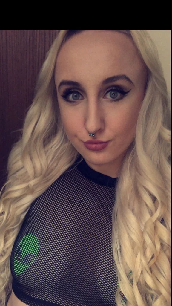 Naughtyonatalie