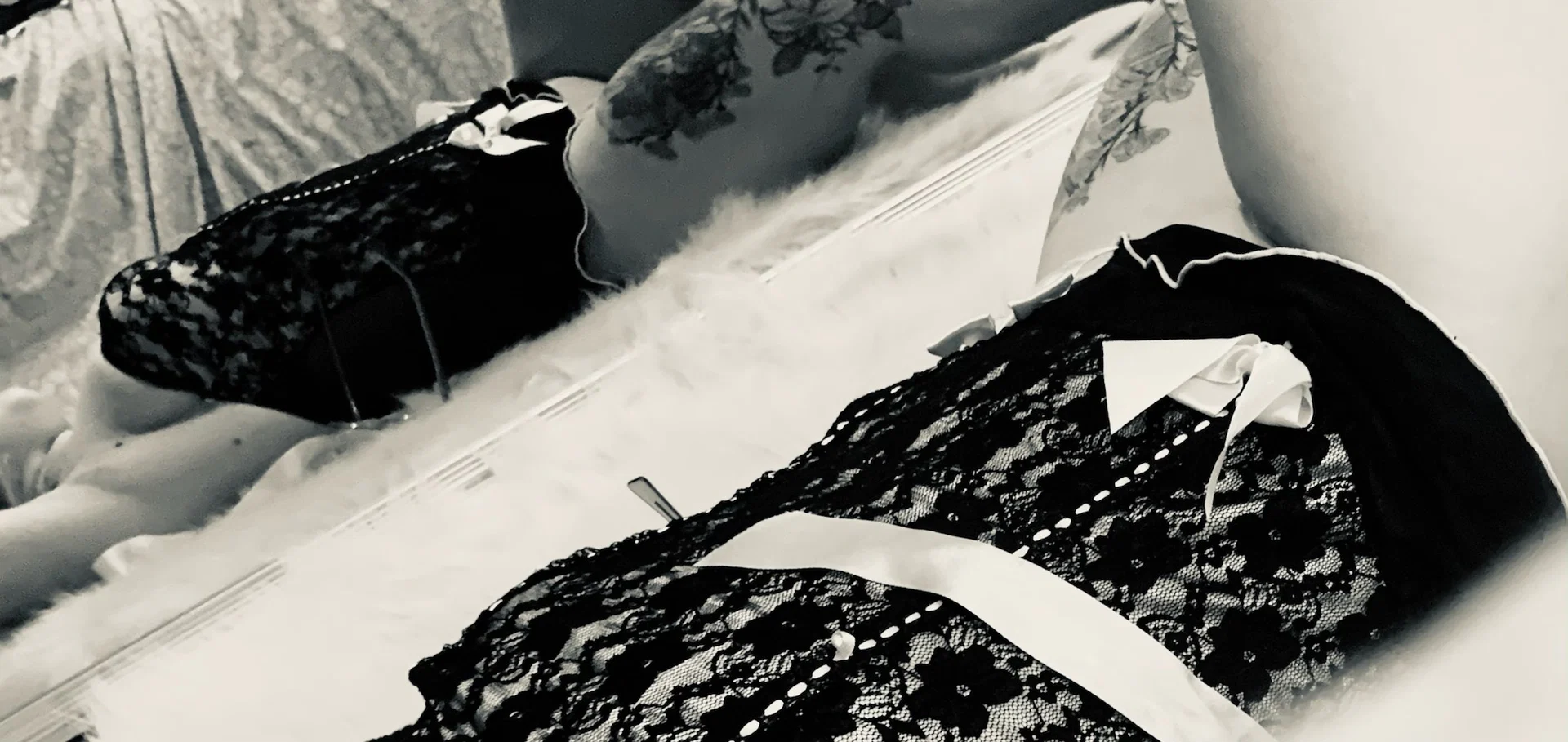 IamEllieB profile banner