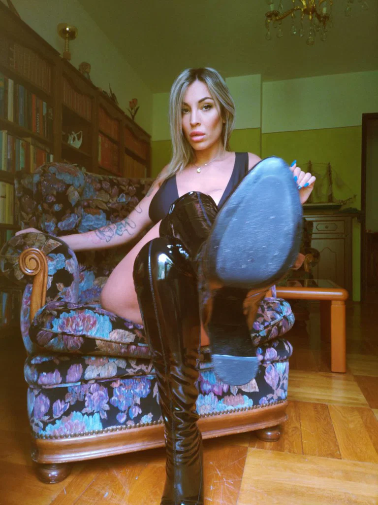 Coco✨feet Miss SPH cuckolding goddess's avatar