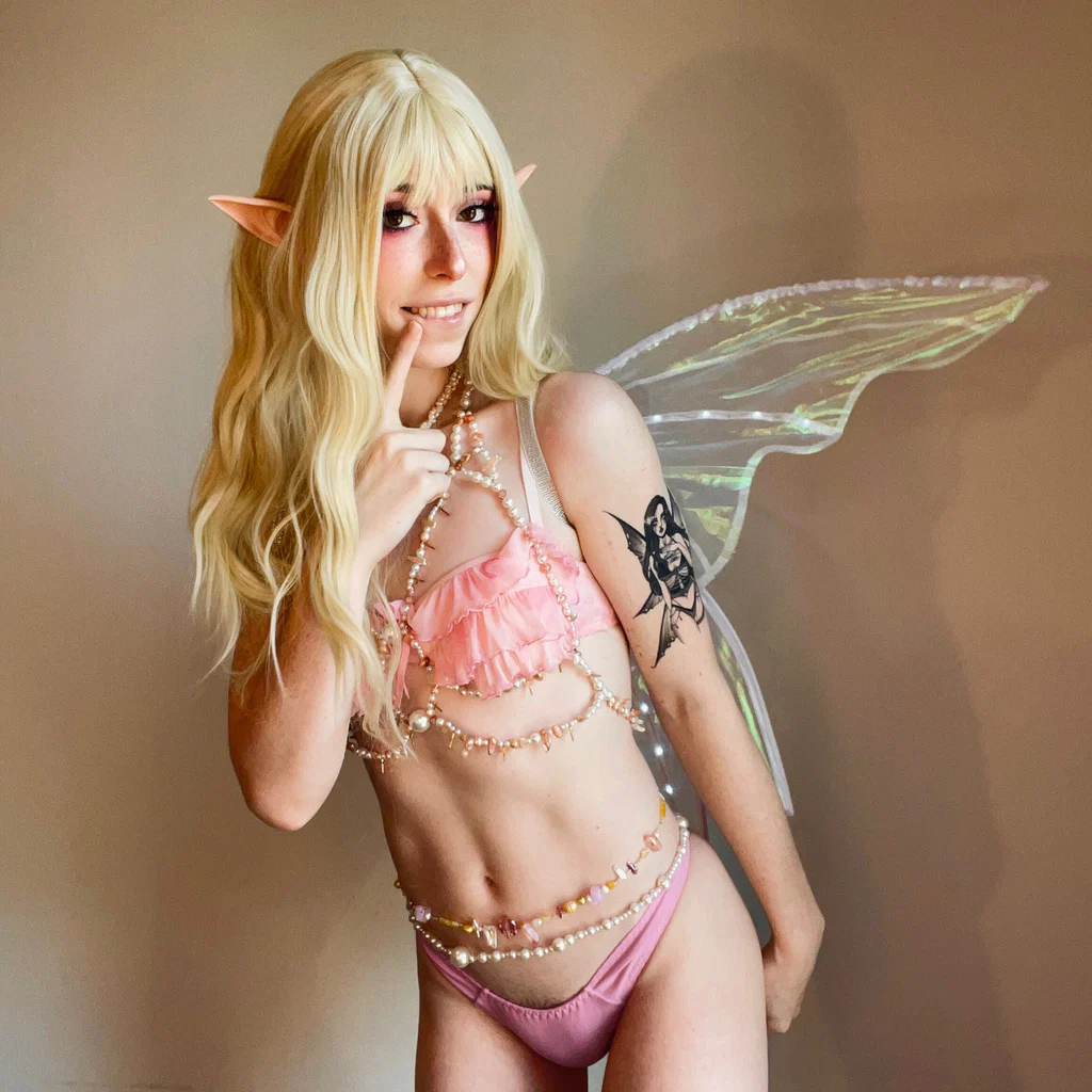 Aria Faye🧚🏻's avatar