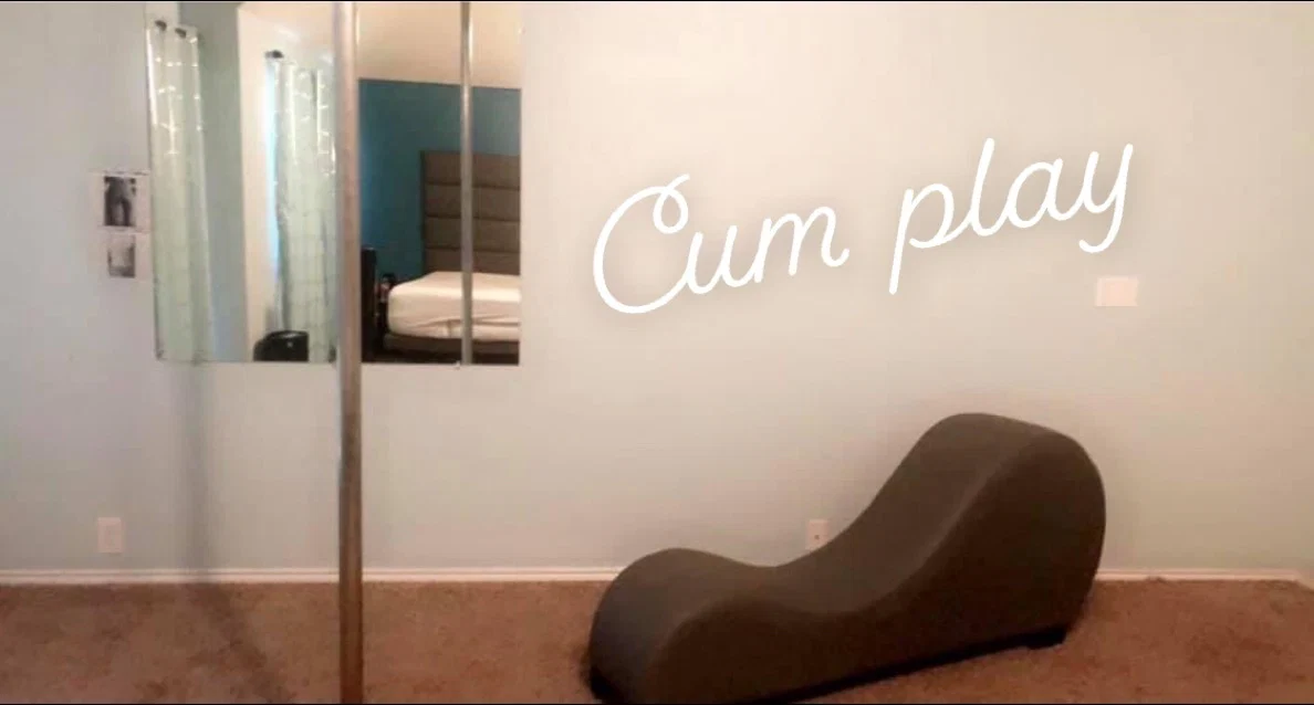 Pixie Love profile banner