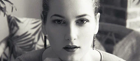 Katrin Vebber profile banner