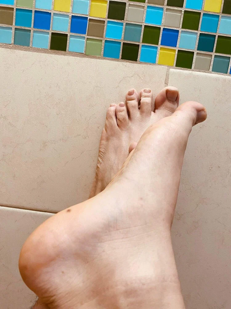 Miss feet's avatar