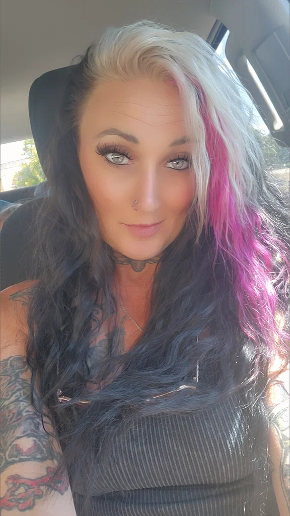 TROUBLE83's avatar