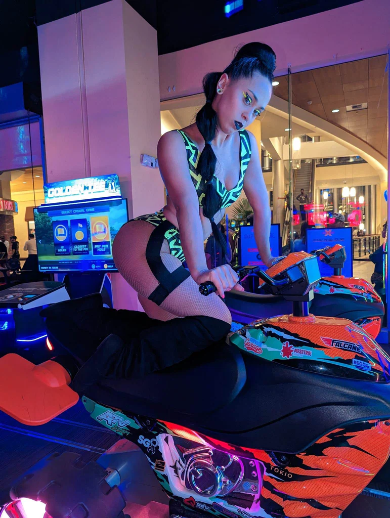 Jen Arabella's avatar