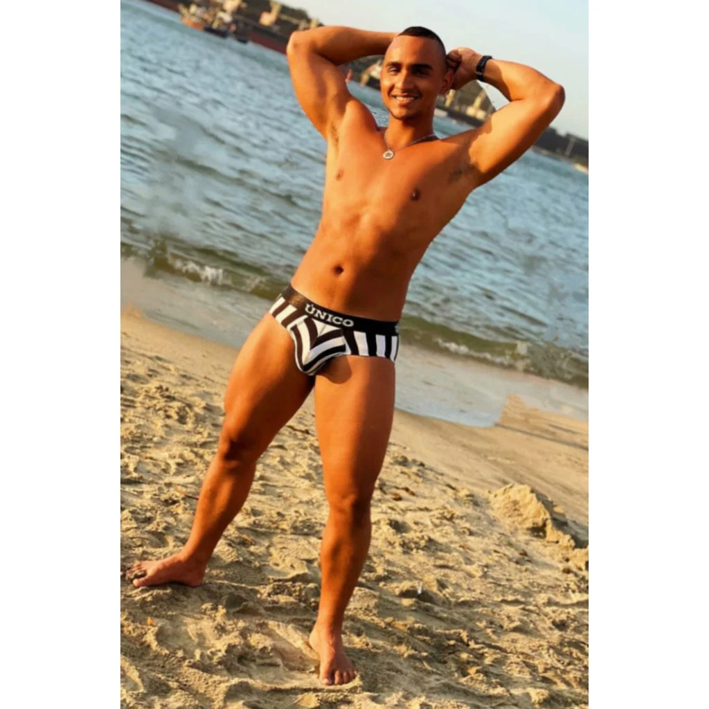 Aleck's avatar