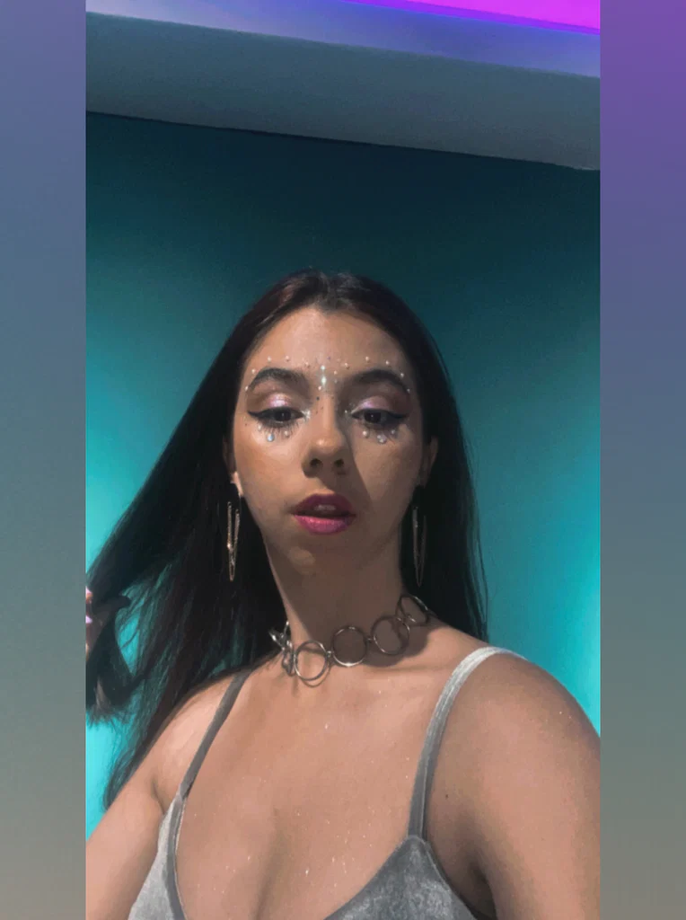 Annie Clay's avatar