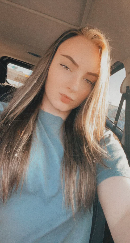 Lexi's avatar