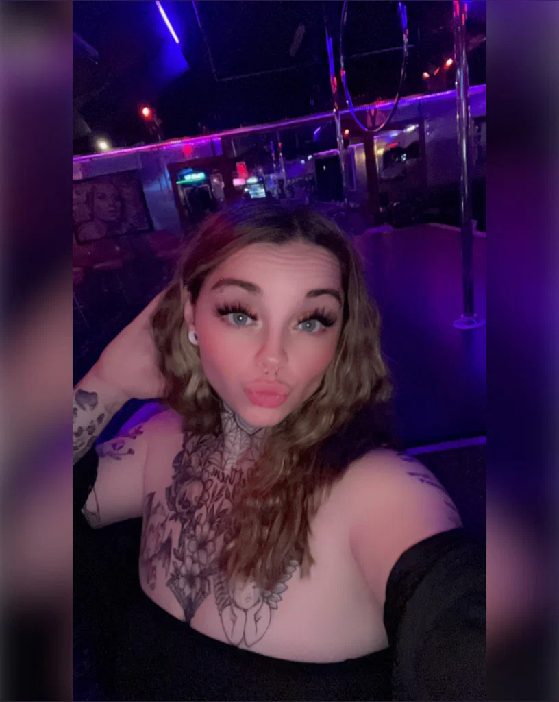 𝓢𝓽𝓸𝓻𝓶𝓲 👅🍒🍑's avatar