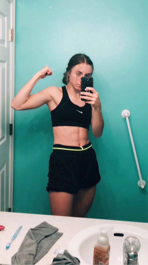 makayla profile banner