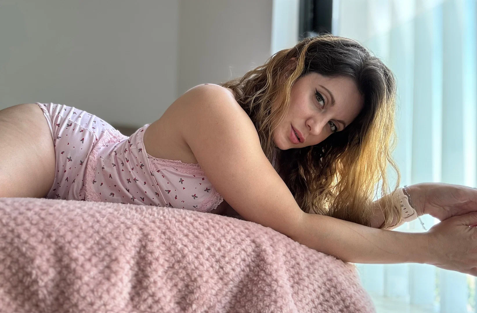 👑 LIVE CALLS🔥MERY 🦋 profile banner