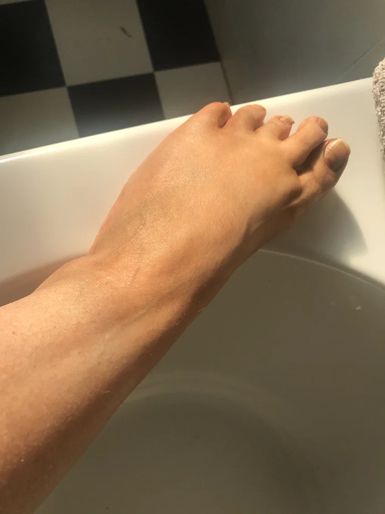 Wee feet's avatar