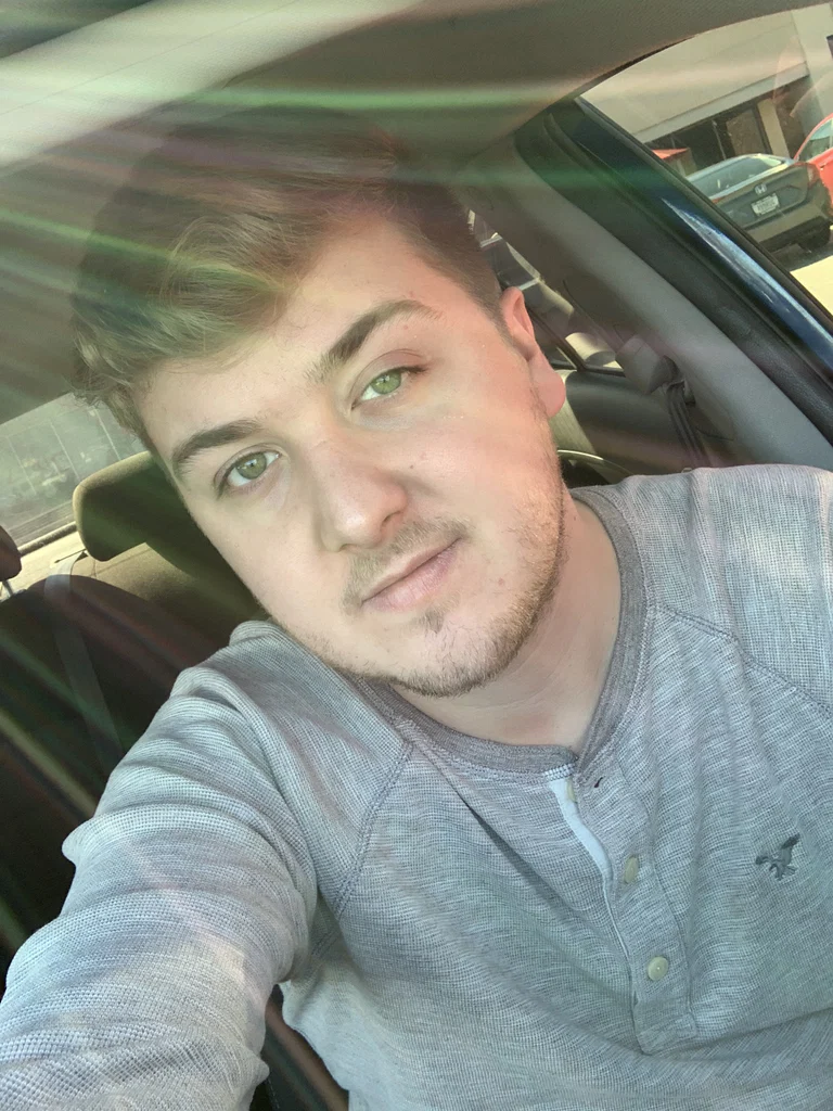 Collegeboyc's avatar