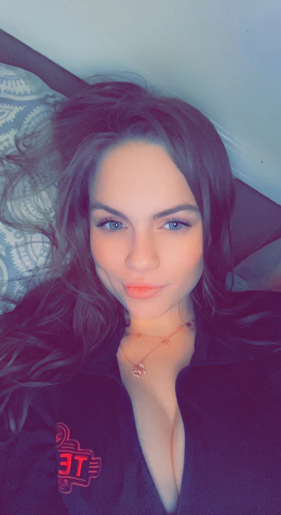 Belsky coco.'s avatar