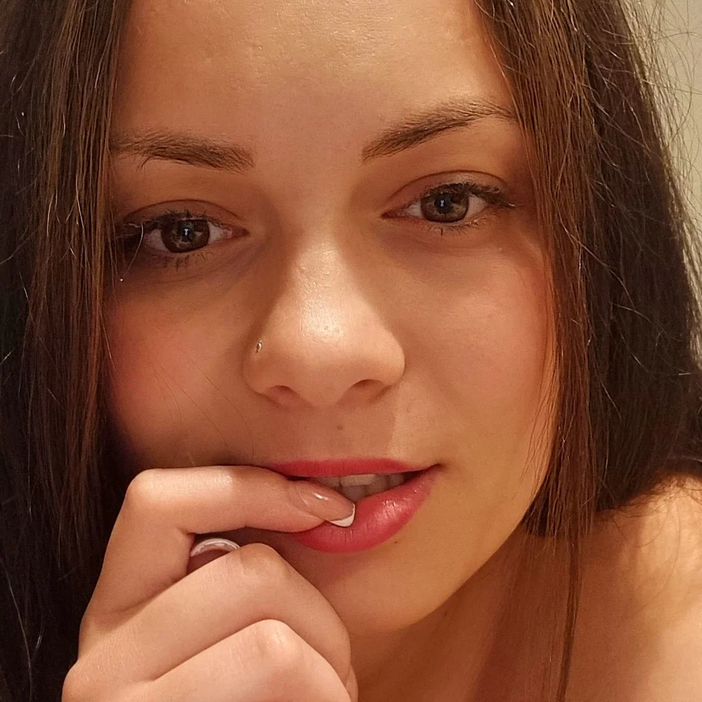 BeatriceLove1's avatar