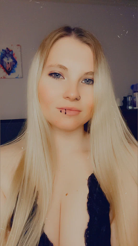 Juliet Night's avatar