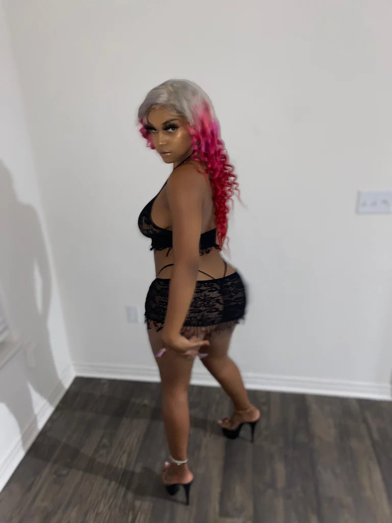 𝒯𝒽𝑒 𝒜𝓇𝒶𝒷𝒾𝒶𝓃 𝒫𝓇𝒾𝓃𝒸𝑒𝓈𝓈 🧿's avatar