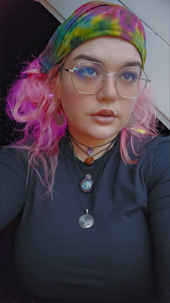 Brat Radical 💞